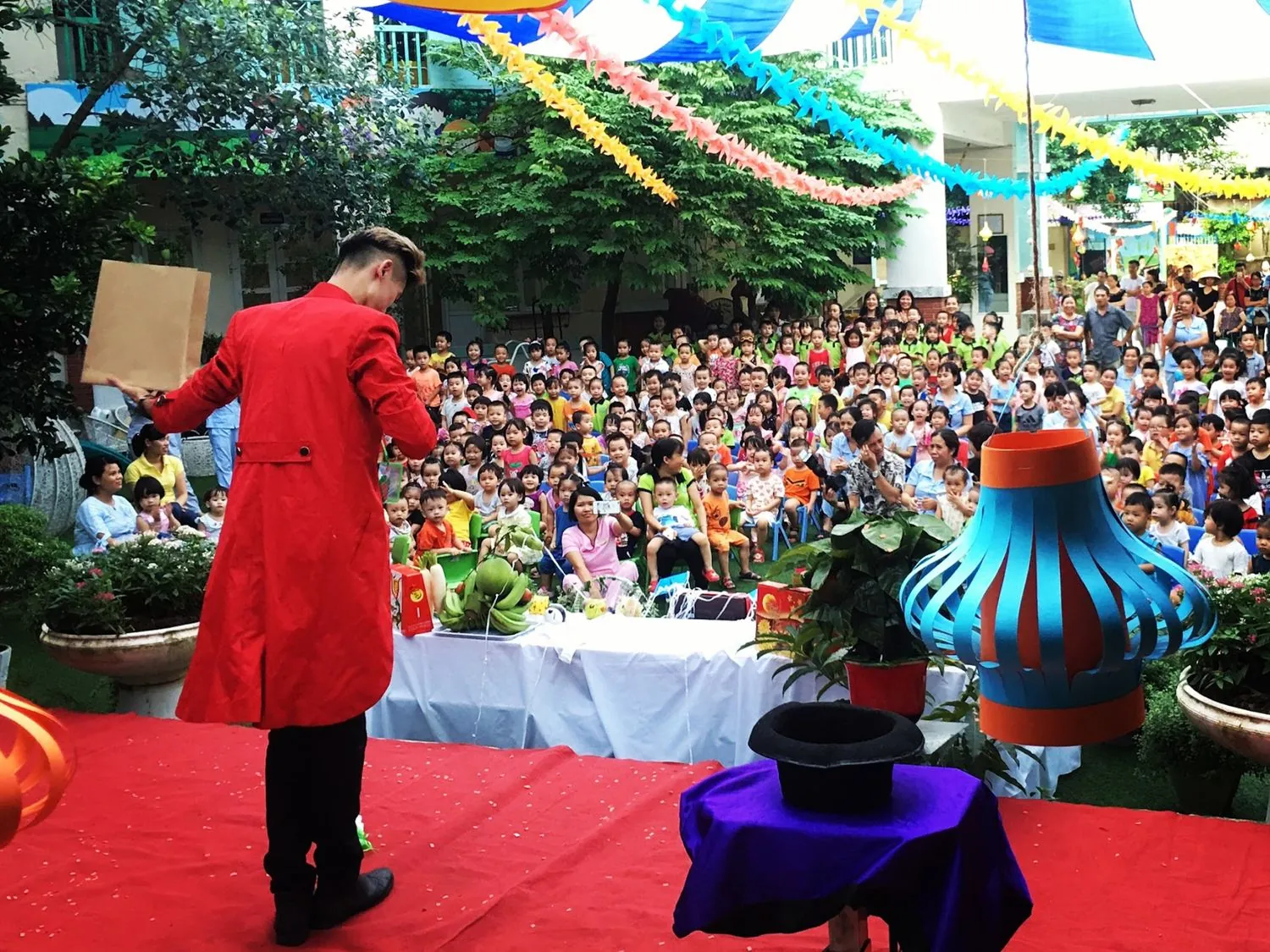Đêm Trung thu tại một trường học